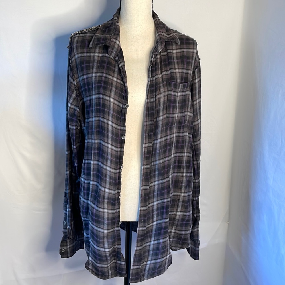 Joe’s jeans plaid long sleeve shirt size small gray‎ black purple stud details
